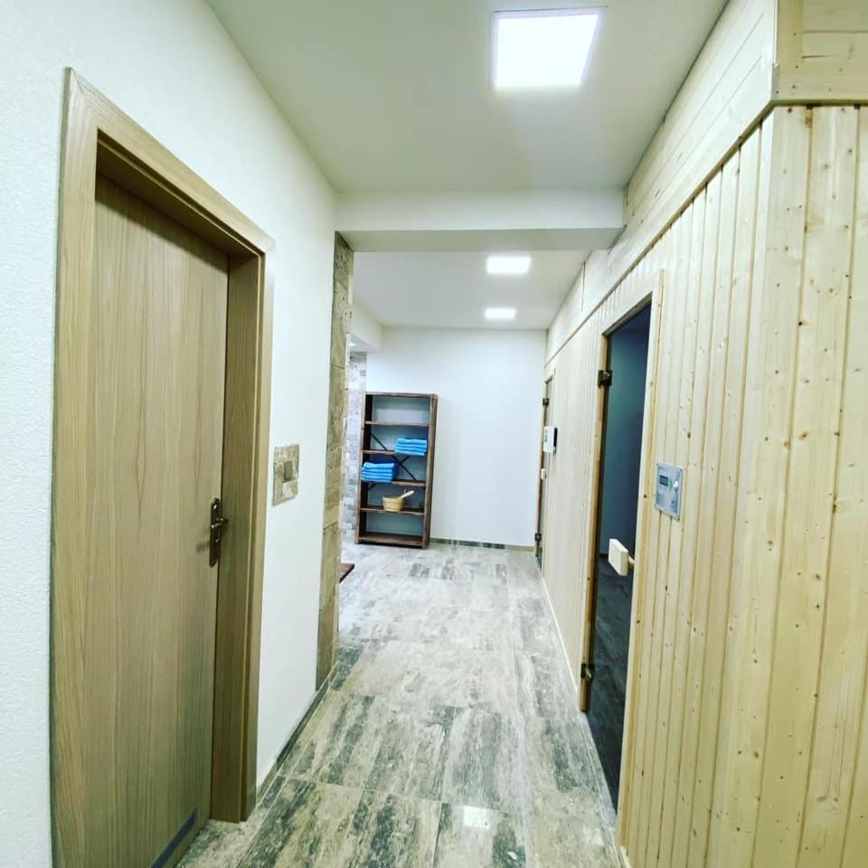 D Villa مينيرال باني المظهر الخارجي الصورة
