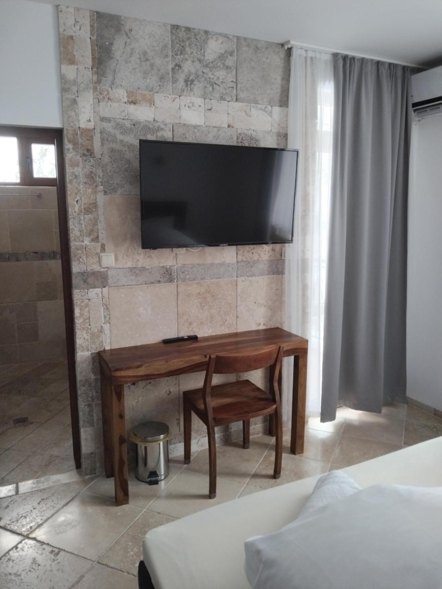 D Villa مينيرال باني المظهر الخارجي الصورة